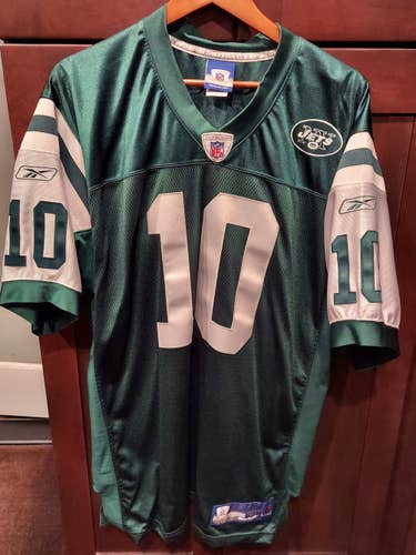RARE Used (only twice!) NY Jets Chad Pennington #10 Vintage On-Field Pro Football Jersey (Size 50)