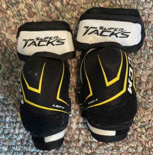 Youth Used Medium CCM Super Tacks Elbow Pads