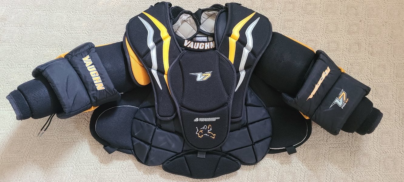 Senior Used Small Vaughn Velocity V7 XF Pro Goalie Chest Protector