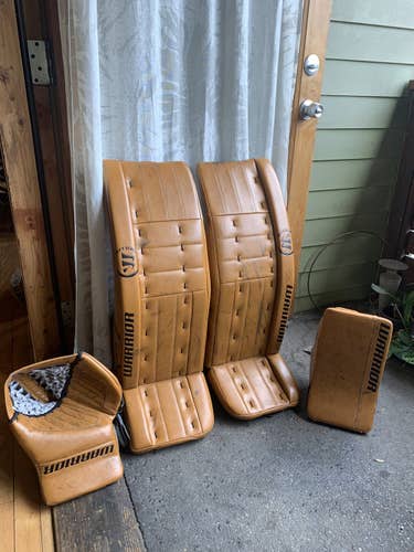 Used 35" +1.5" Warrior Regular Ritual G4 Classic Goalie Full Set