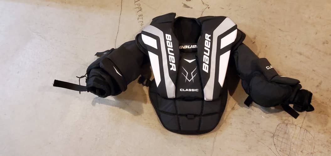 Used Bauer Classic Goalie Chest Protector - Junior Small