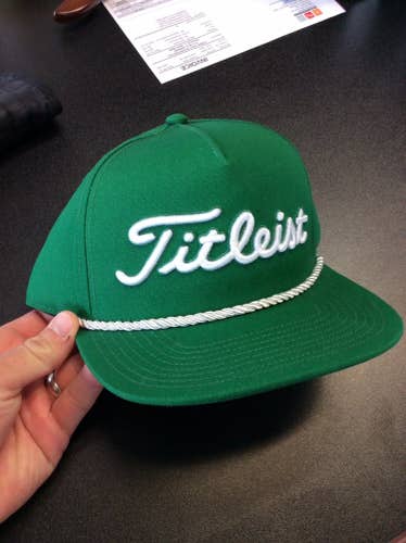 Ultra rare titleist shamrock snap back rope hat