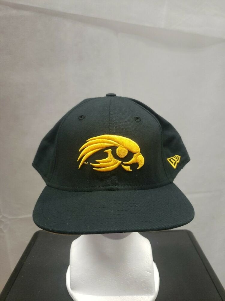 Rare Vintage Iowa Hawkeyes New Era Tyro.001 Fitted Hat 8 NCAA