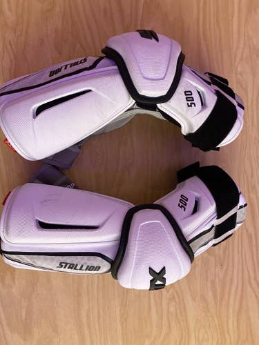 Used Large STX Stallion 500 Arm Pads