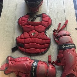 Easton Youth Catcher Set Youth 13.5, Ages 9-12