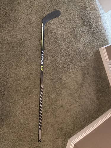 Used Right Handed Mid Pattern  Alpha LX Pro Hockey Stick