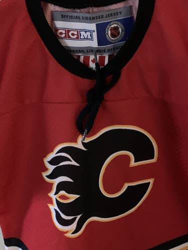 Calgary Flames Toddler home jersey