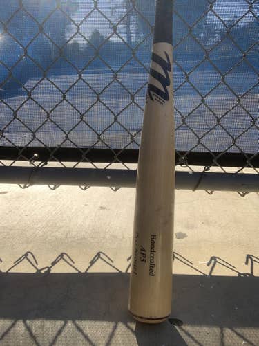 Barely Used High School/College  Wood (-3) 29 oz 32" AP5 Bat