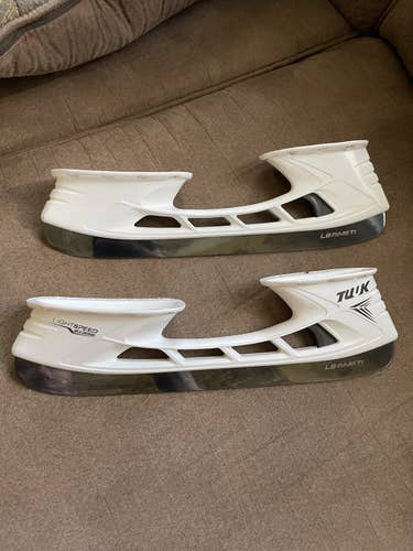 BAUER TUUK LIGHTSPEED PULSE TI EDGE RUNNER
