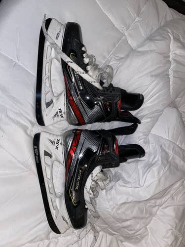 Senior Custom Bauer Regular Width Pro Stock Vapor 2X Pro Hockey Skates