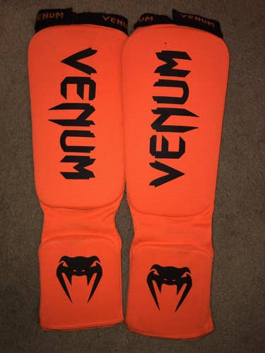 Used Venum MMA/ Kickboxing / Muy Thai shin Guards