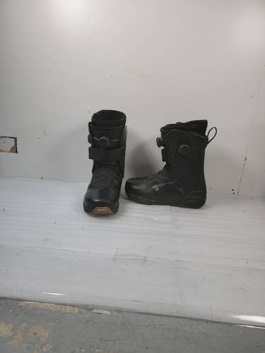 Used Ride 92 Snowboard Boots Size: 9.5