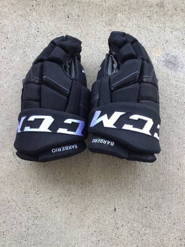 Colorado Avalanche Game Used Pro Stock CCM HGQL 14” Gloves Barberio