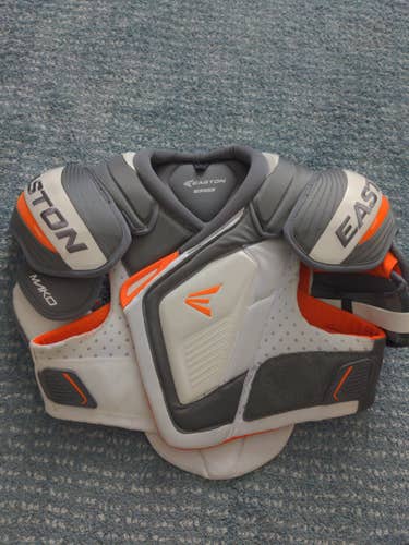 Used Senior Medium Easton Mako Shoulder Pads