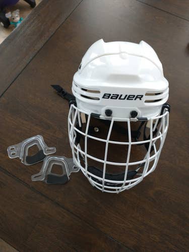 White Used Medium Bauer 4500 Helmet w/ CCM cage