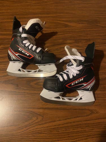 CCM JetSpeed FT340 Youth 11 Ice Hockey Skates