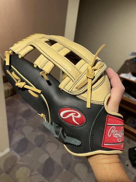 Black Adult Left Hand Throw 12.75" Gold Glove Elite Baseball Glove