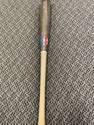 Louisville Slugger 29” Maple prime baseball bat