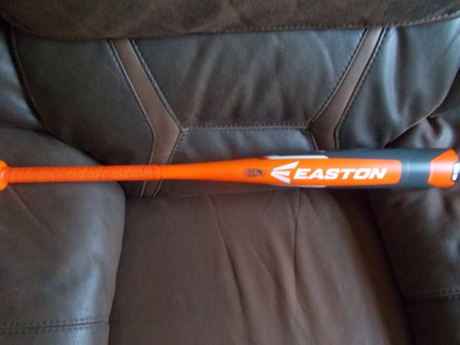 New Kid Pitch (9YO-13YO) USSSA Certified Easton Alloy Beast X Bat (-8) 22 oz 30"