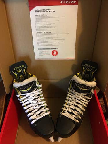 CCM Tacks Classic Pro+  skates