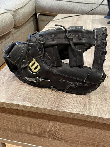 Black High School/College First Base 12" A2000 Baseball Glove