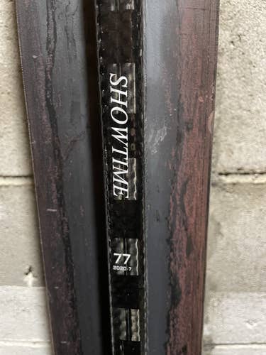 Pro Stock Showtime 77 Flex RH P10 Hockey Stick