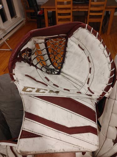 CCM Extreme Flex III Pro gloves