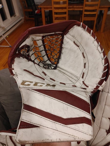 CCM Extreme Flex III Pro gloves