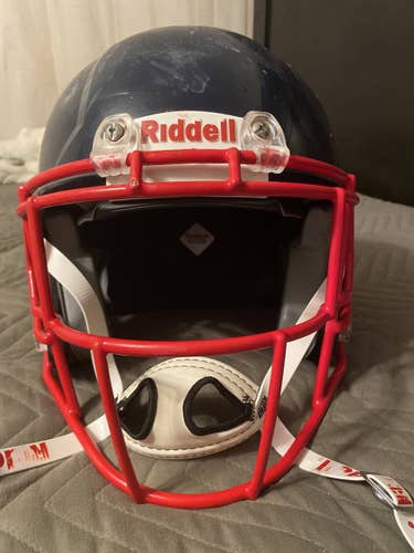 Riddell Speed Victor Youth Football Helmet Navy Blue Medium *Used*