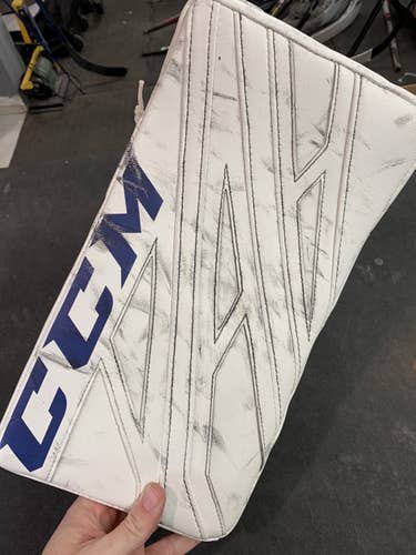 Jake Allen CCM Extreme Flex 4 Blocker