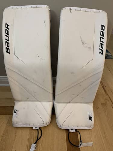 White Used Senior 32" Bauer Supreme 2S Pro Goalie Leg Pads