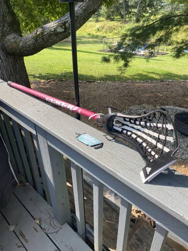 New Women’s deBeer Demise Shaft With Adidas Fierce Lacrosse Head