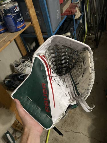Senior Regular Bauer Glove