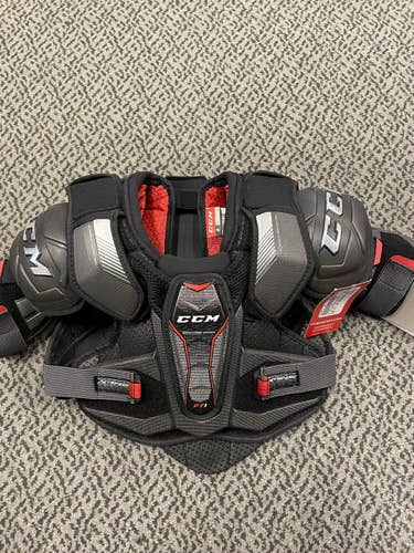 CCM FT1 Junior Medium Shoulder Pads
