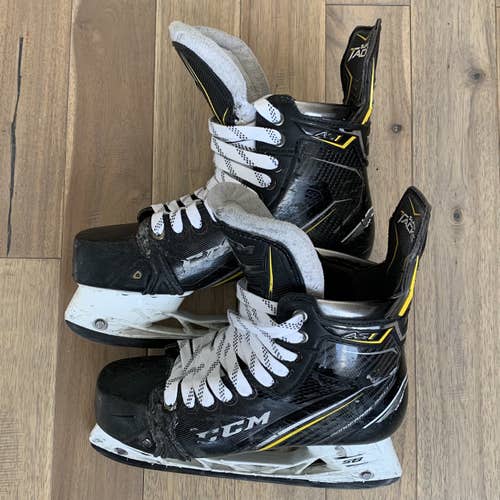 CCM SUPER TACKS AS1 ICE HOCKEY SKATES - SENIOR