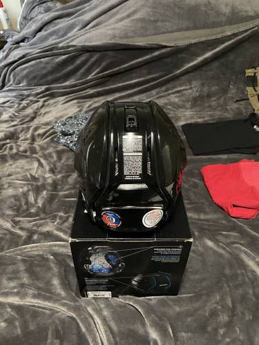 Black New Medium Bauer Re-Akt 150 Helmet