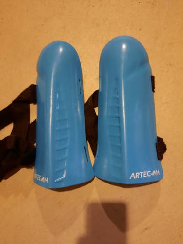 Used Small Artech Shin Guard