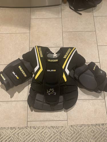 Vaughn Ventus SLR Hockey Goalie Chest & Arm Protector. Junior Medium. One Season. Great Condition