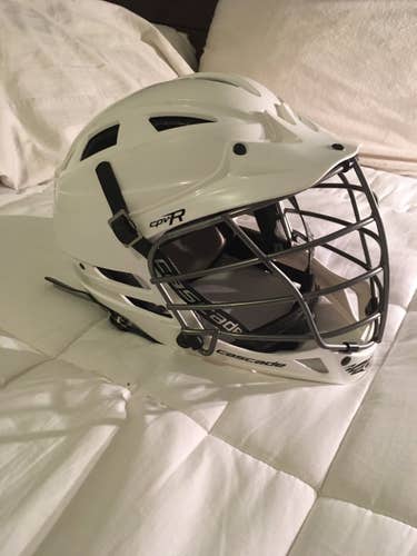 White Used Player's Cascade CPV-R Helmet