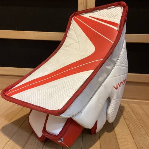 Senior BAUER X-900 Goalie Blocker