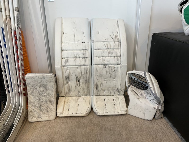 True L12.2 Pro Stock Goalie Full Set Cody Porter