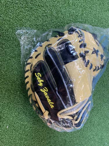 Pro issue Seby Zavala All star cm3000SBT