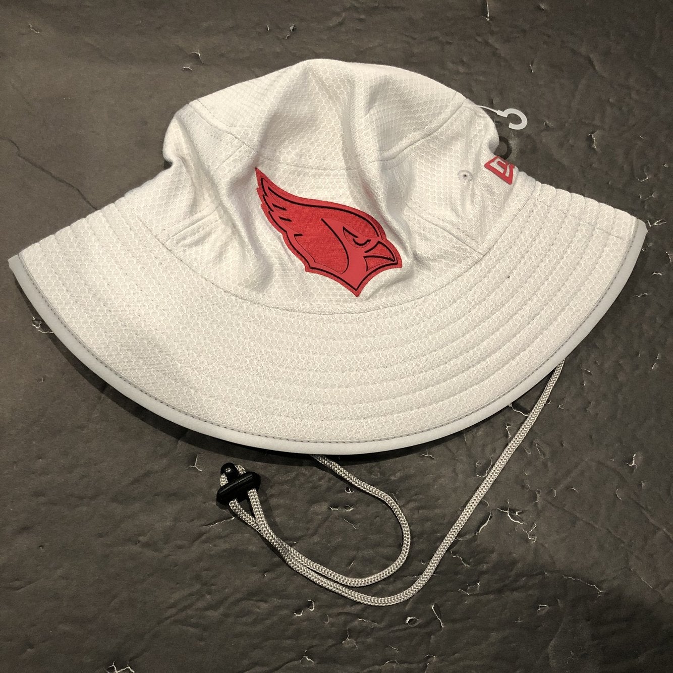 Men's New Era Cardinal Arizona Cardinals Main Bucket Hat Size: Small/Medium