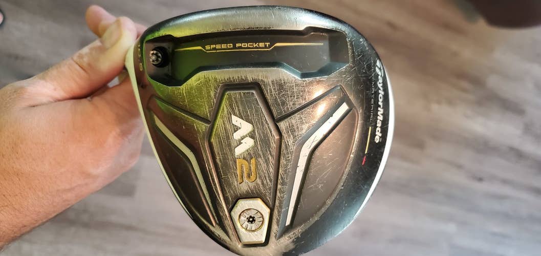 Used Men's TaylorMade Left Hand 2016 M2 Driver Regular Flex 10.5 Loft