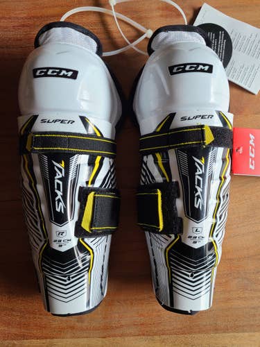 New Youth CCM Super Tacks Shin Pads