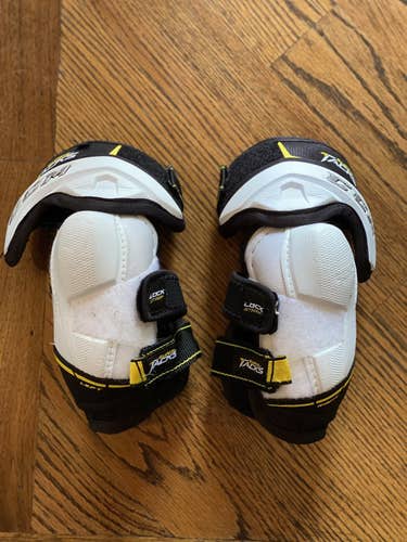 Used Junior Medium CCM Super Tacks AS1 Elbow Pads