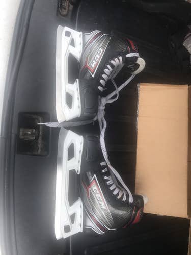 Used CCM Regular Width  Size 8 Hockey Skates