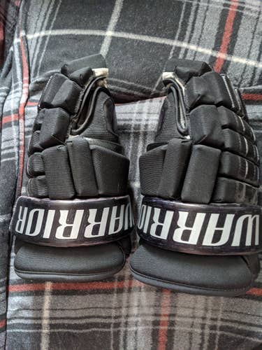 Black Used Senior Warrior Franchise Gloves 14"