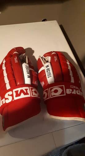 VERY RARE VINTAGE DETROIT RED WINGS CCM Supra M-HG115S Gloves