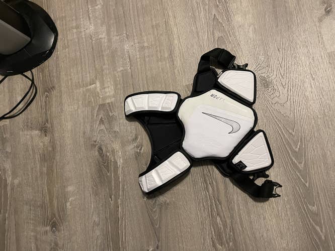 Nike Vapor Elite Lacrosse Shoulder Pads